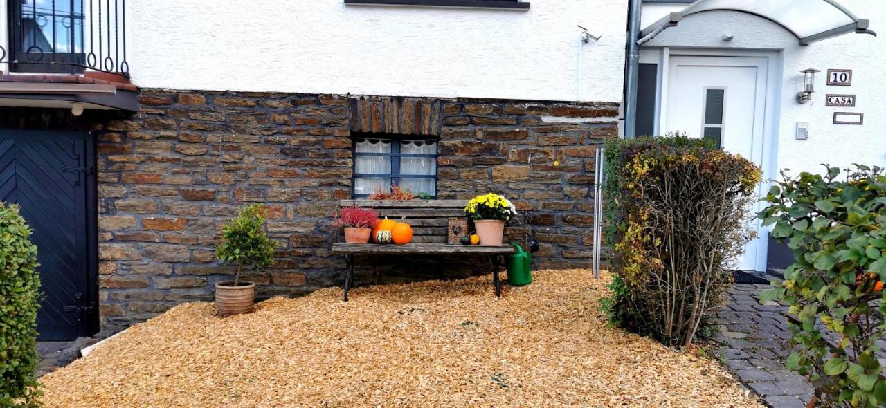 Ferienwohnung Auszeit Rhein-Mosel Waldesch Exterior foto