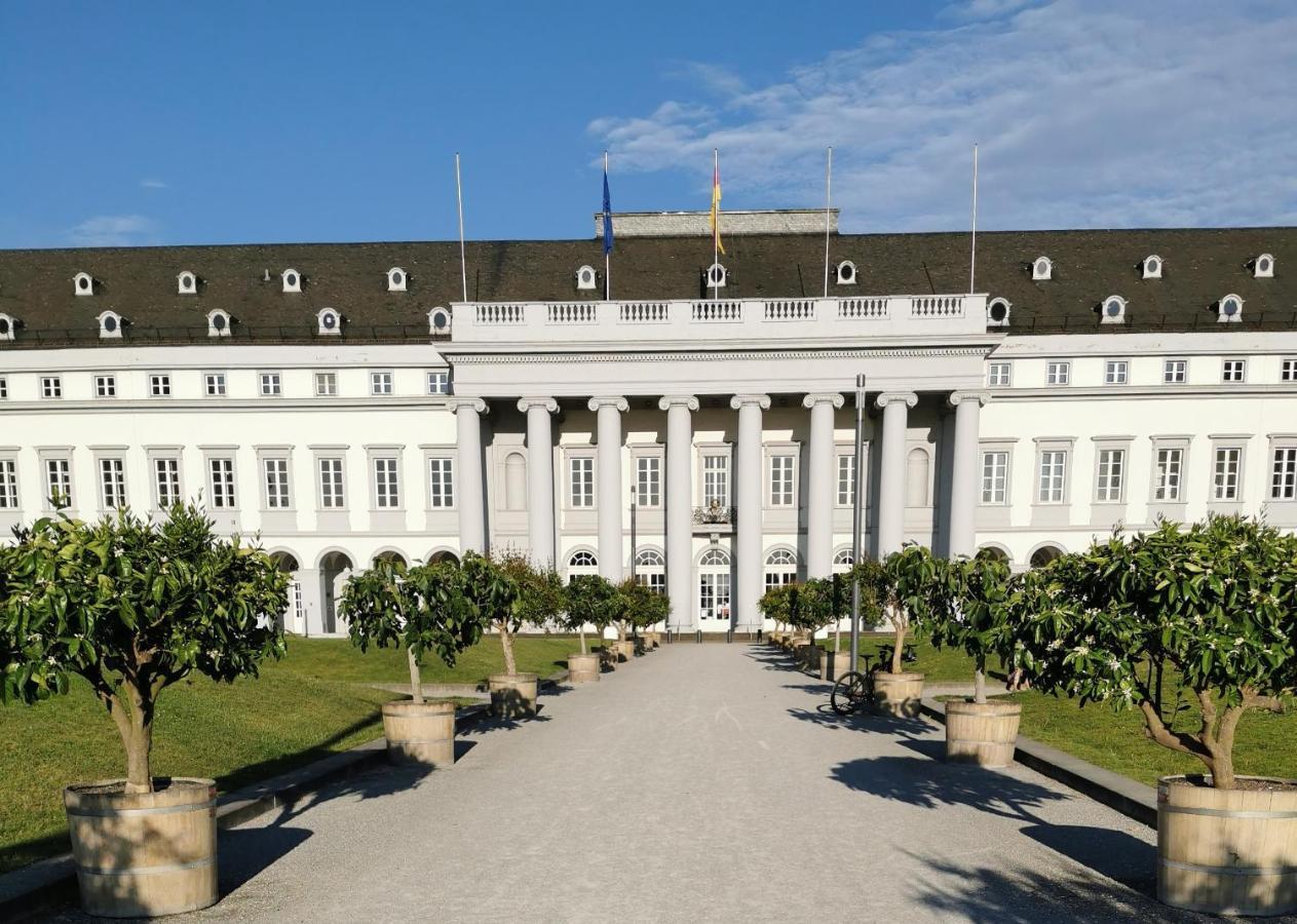 Ferienwohnung Auszeit Rhein-Mosel Waldesch Exterior foto
